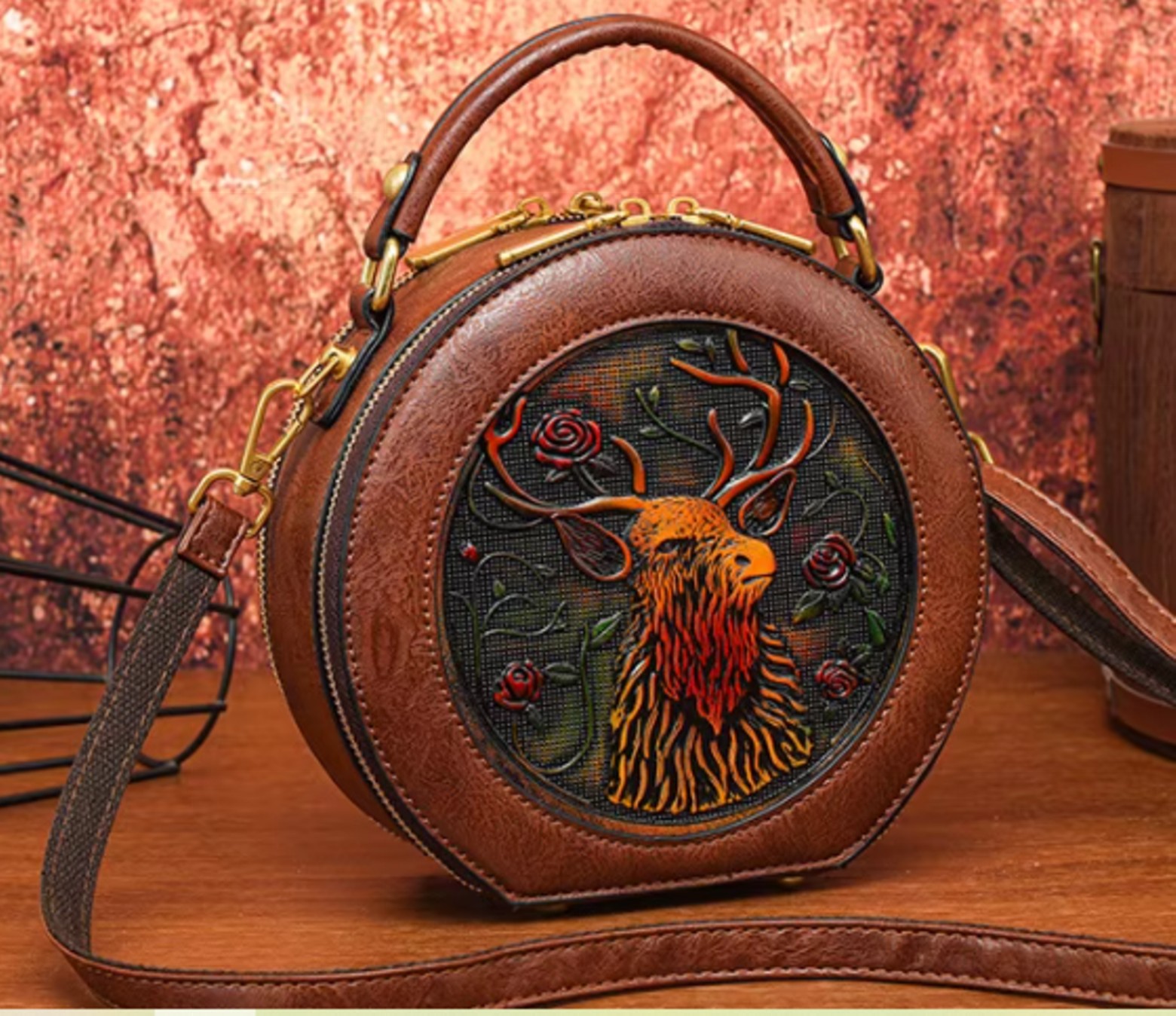 Hetty'S - Luxe handtas - Uniek rond model - 3 verschillende designs: Met Phoenix Vogel- Goud vissen en Edelhert - Leer - Afbeelding 4